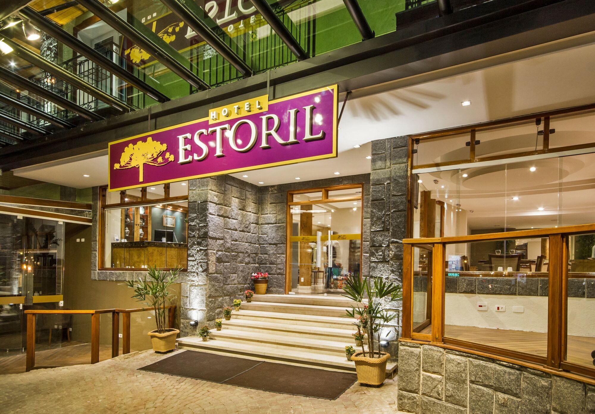 Hotel Estoril Campos do Jordão Exterior photo